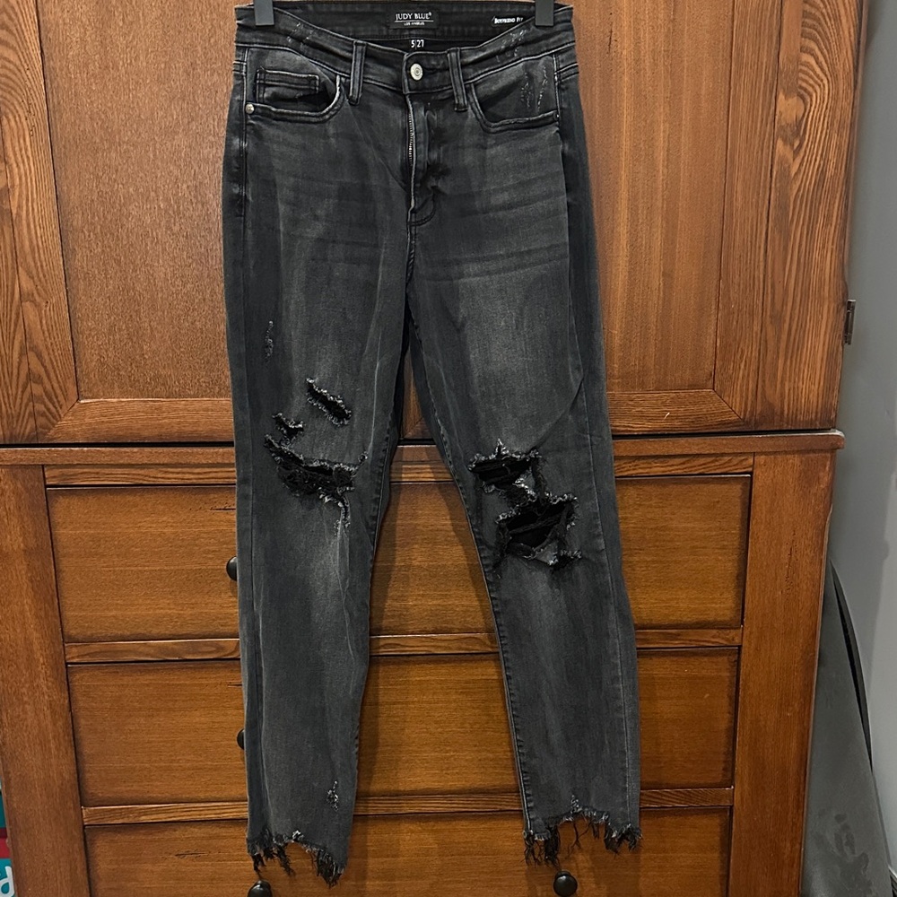 Judy Blue Black Distressed Straight Leg Jeans